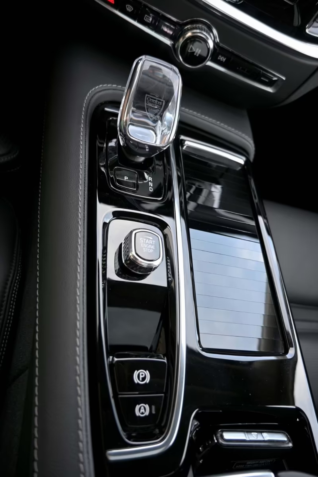 Volvo S60 AWD T8 - foto 12
