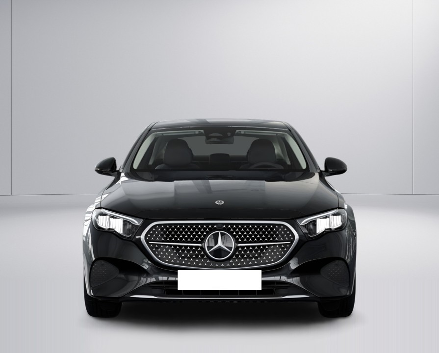 Mercedes-Benz E 200 - foto 13