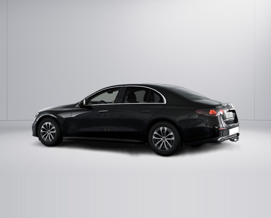 Mercedes-Benz E 200 - foto 8