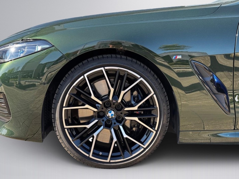 BMW Seria 8 xDrive840d Coupé - foto 15