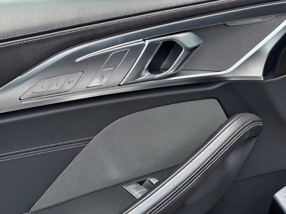 BMW Seria 8 xDrive840d Coupé - foto 13