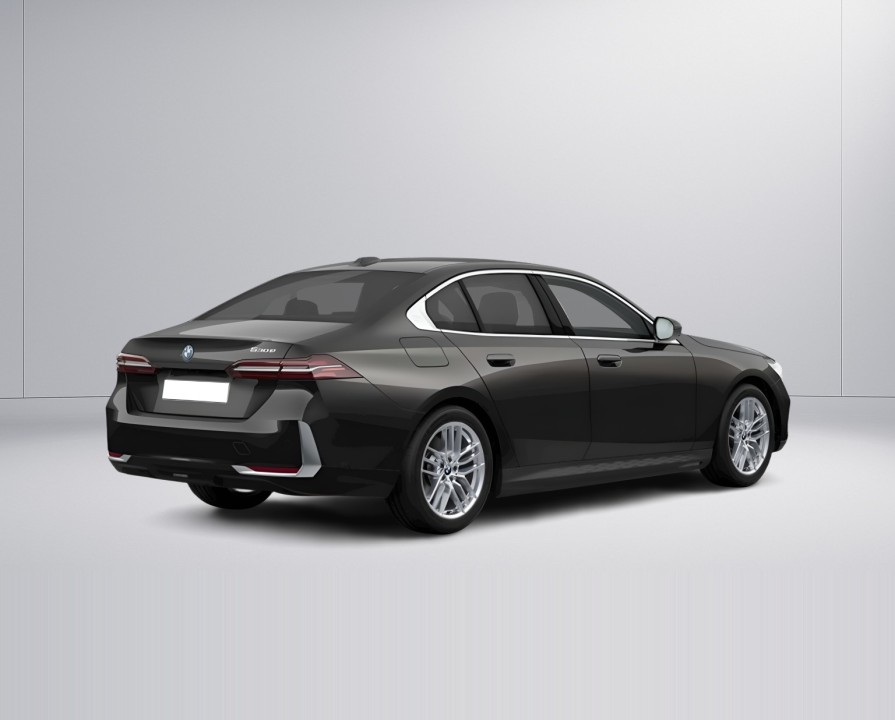 BMW Seria 5 530e (2)