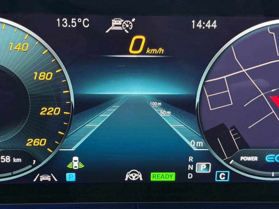Mercedes-Benz CLS 450 4MATIC AMG - foto 35