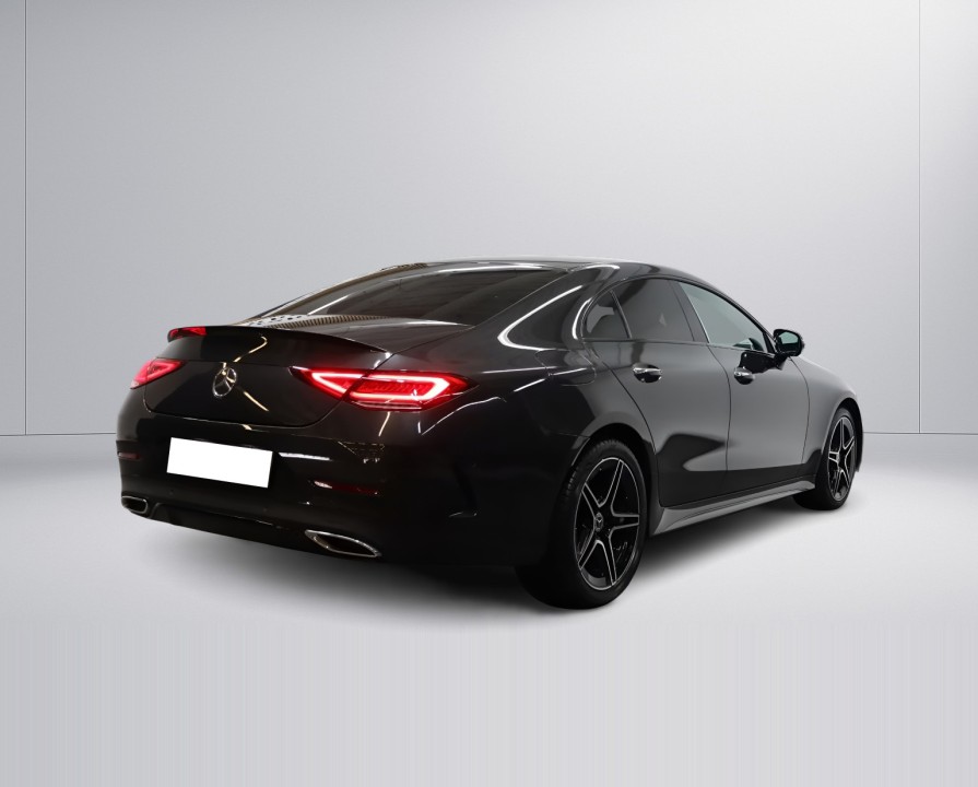 Mercedes-Benz CLS 400d 4MATIC AMG (4)