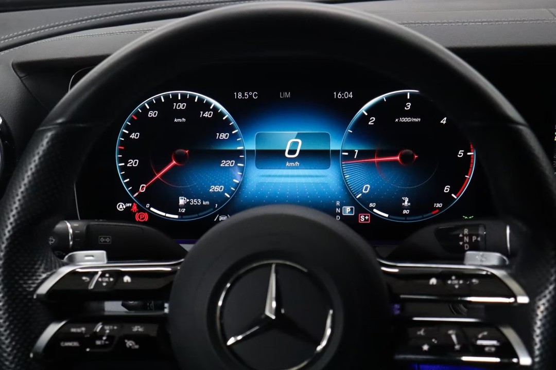Mercedes-Benz CLS 400d 4MATIC AMG - foto 20