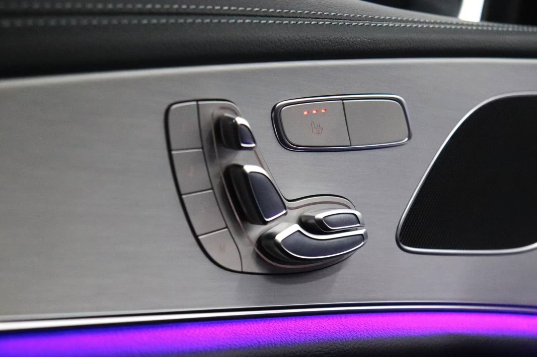 Mercedes-Benz CLS 400d 4MATIC AMG - foto 27