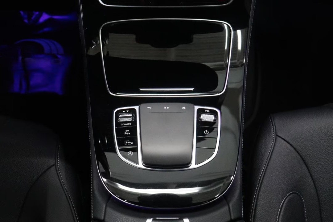 Mercedes-Benz CLS 400d 4MATIC AMG - foto 23