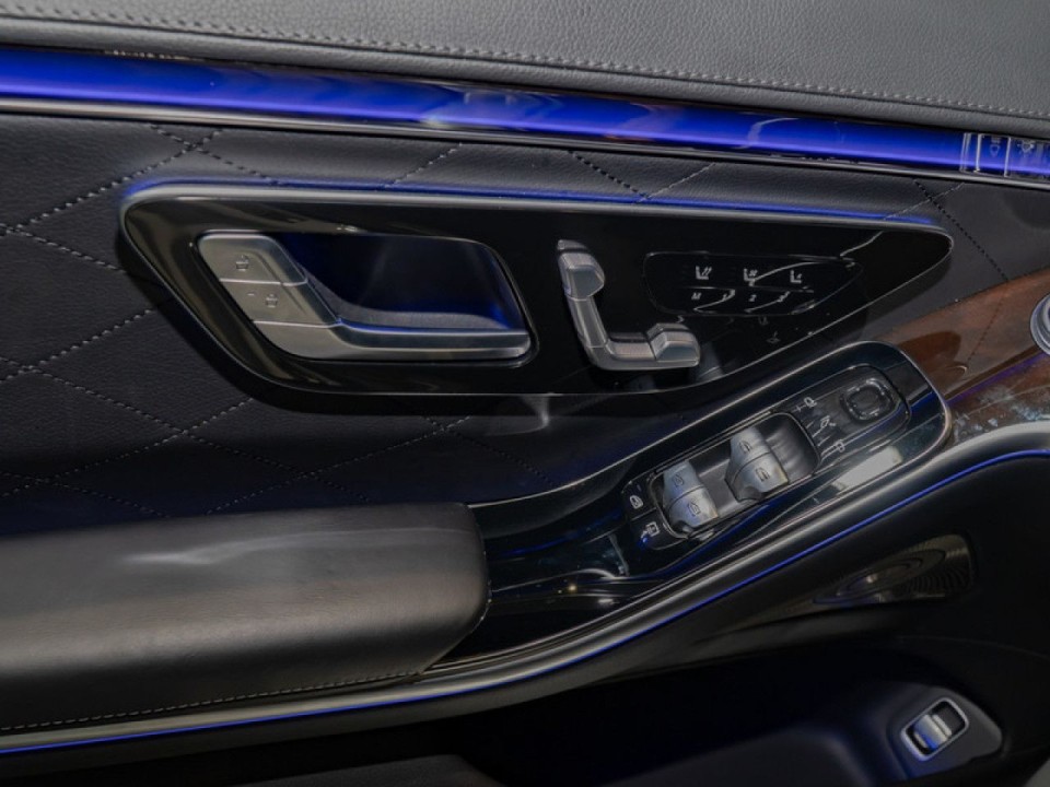 Mercedes-Benz S 450e - foto 11