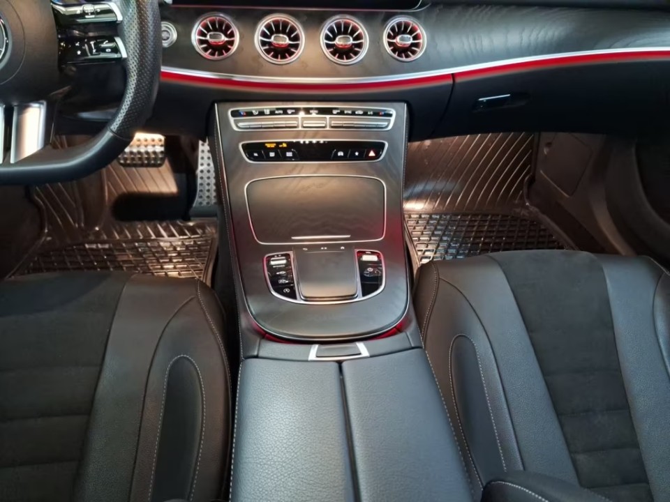 Mercedes-Benz CLS 220d AMG - foto 13
