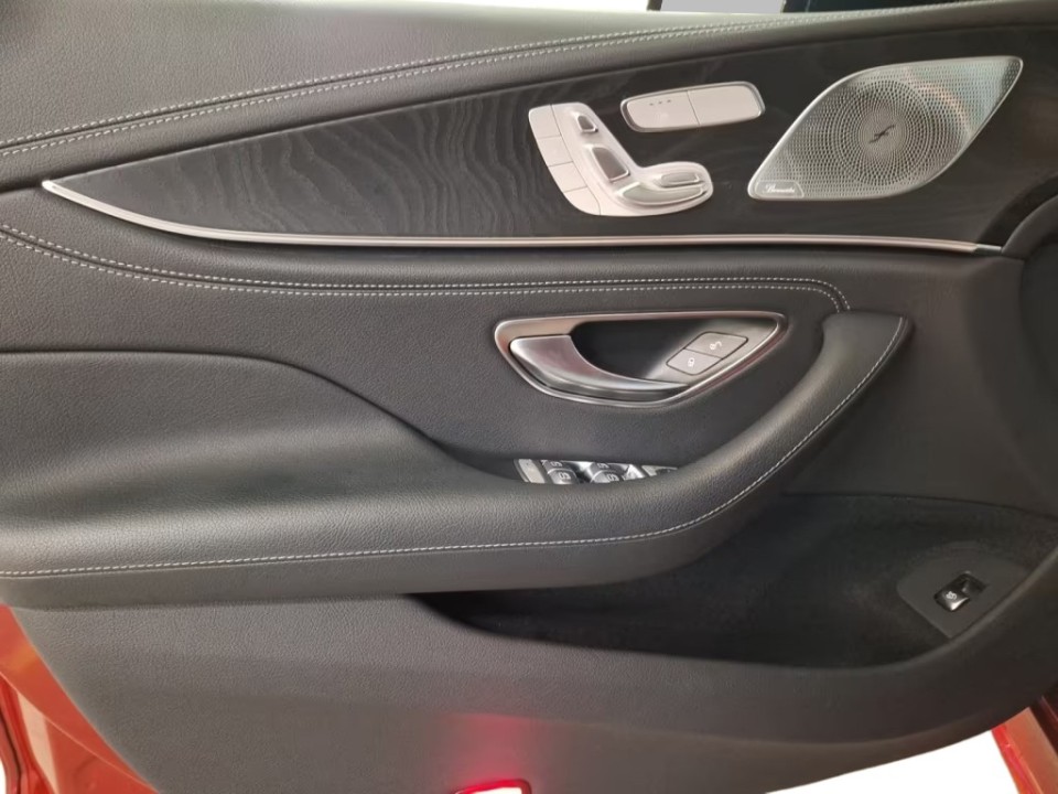 Mercedes-Benz CLS 220d AMG - foto 15