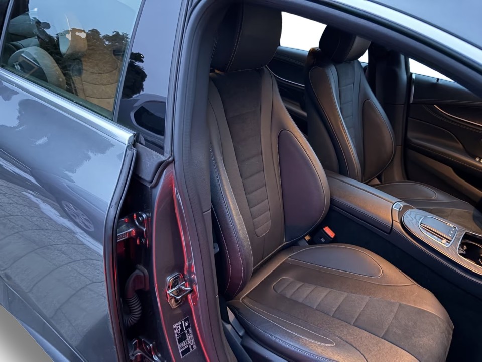 Mercedes-Benz CLS 350 - foto 11