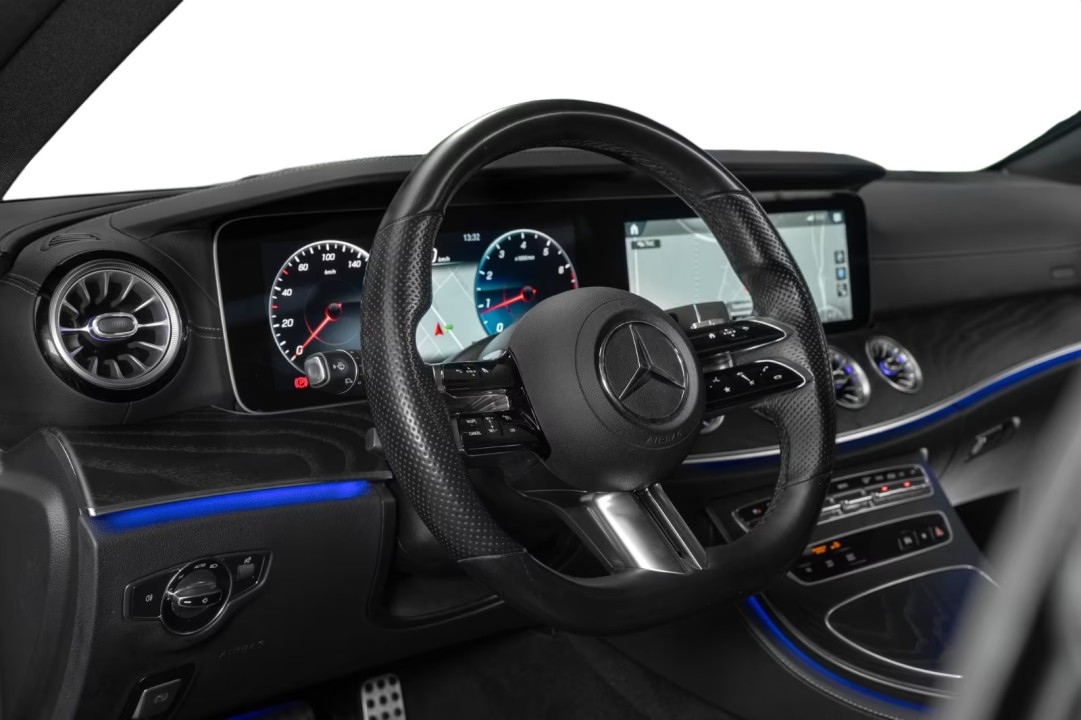 Mercedes-Benz CLS 450 4MATIC - foto 17
