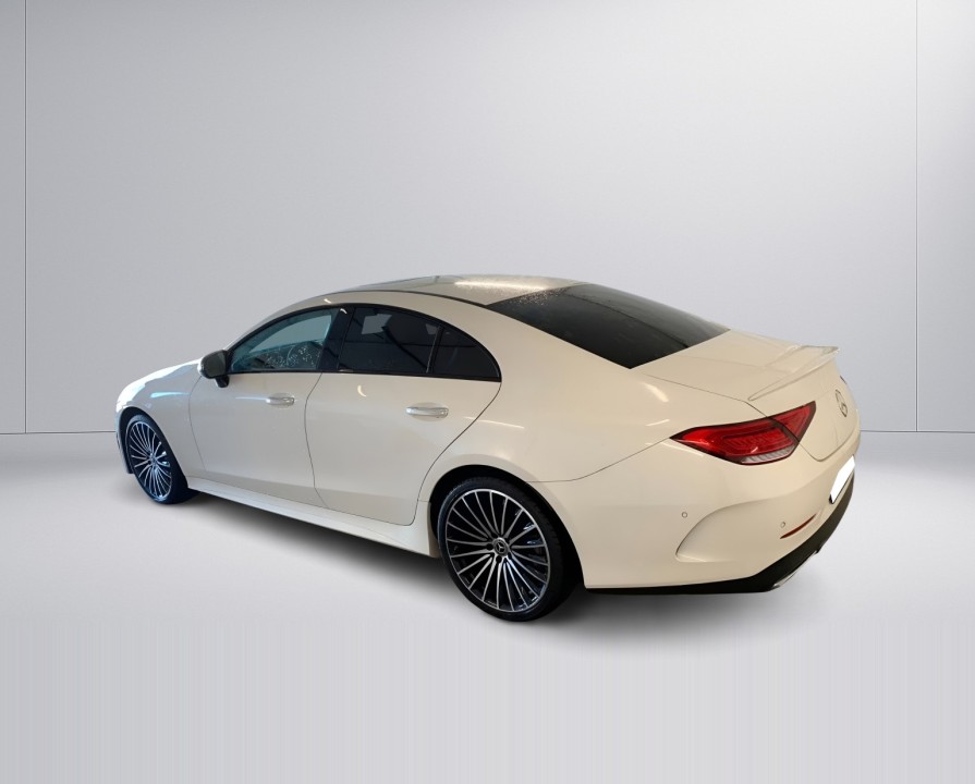 Mercedes-Benz CLS 300d 4MATIC AMG (3)