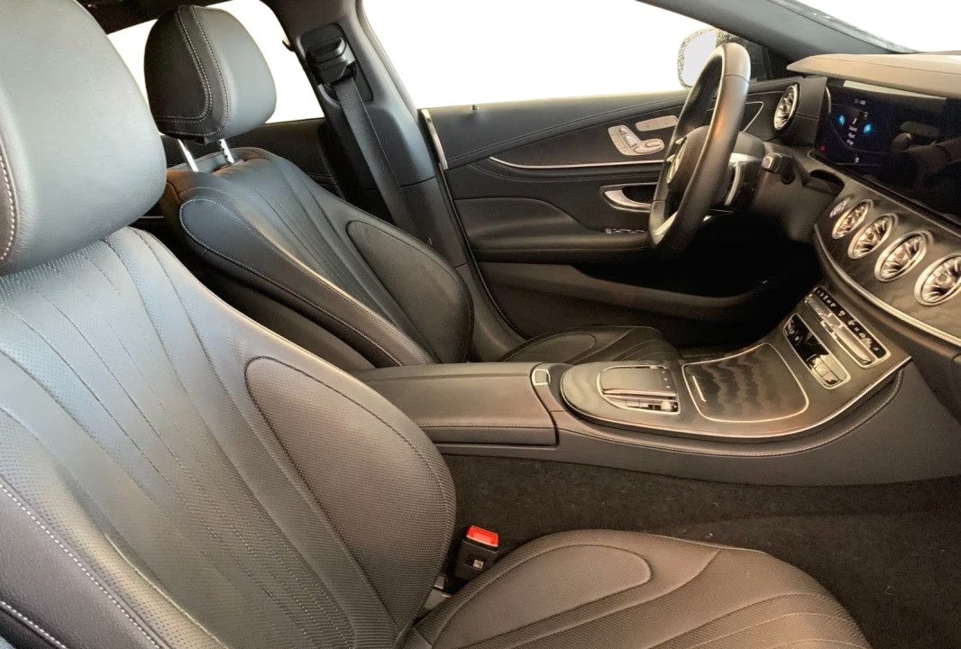 Mercedes-Benz CLS 300d 4MATIC AMG - foto 7