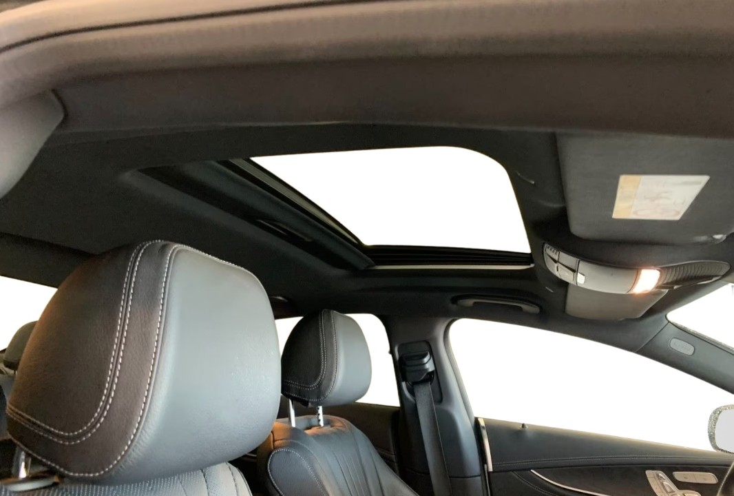 Mercedes-Benz CLS 300d 4MATIC AMG - foto 14