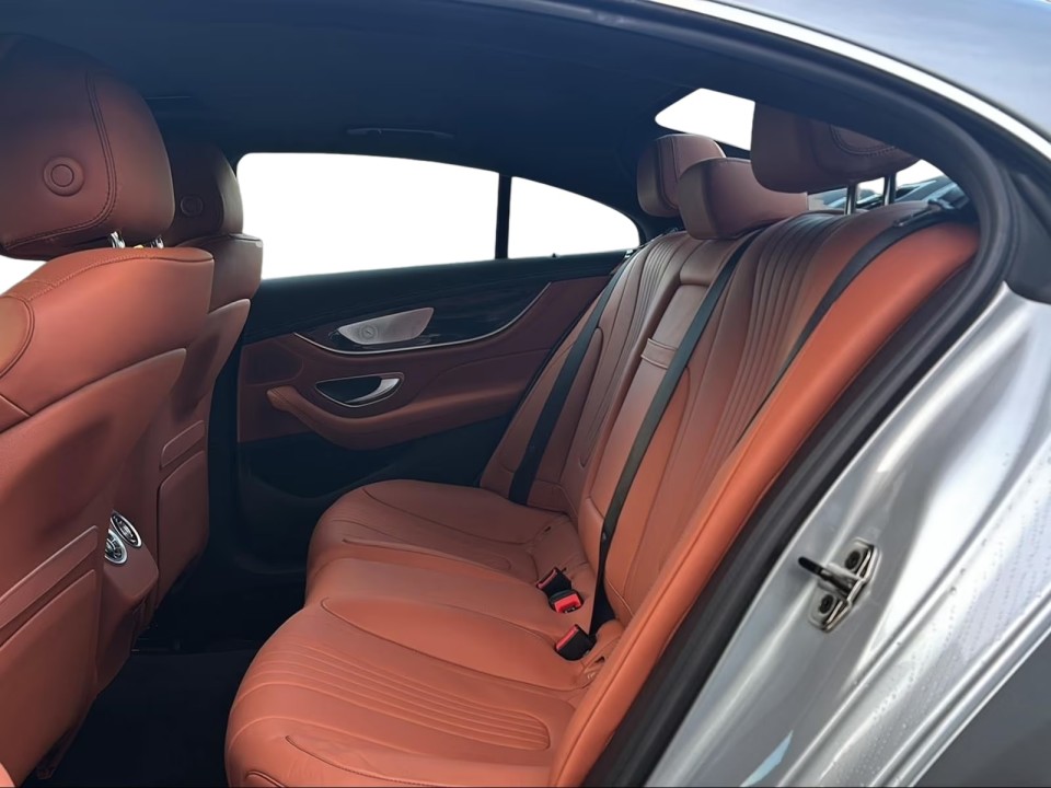 Mercedes-Benz CLS 400d 4MATIC AMG - foto 9
