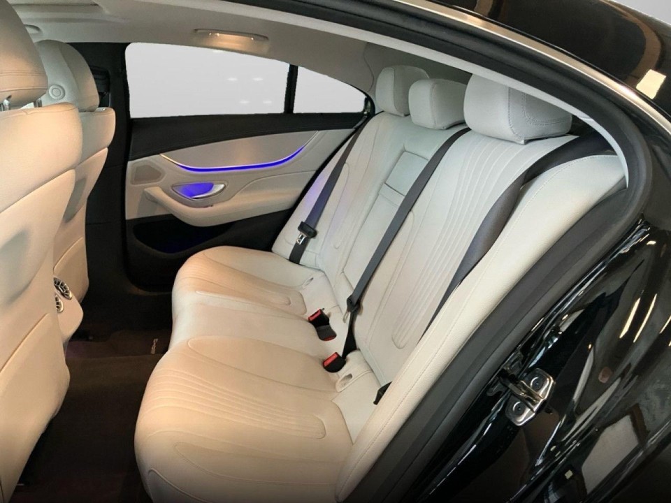Mercedes-Benz CLS 450 4MATIC AMG - foto 12