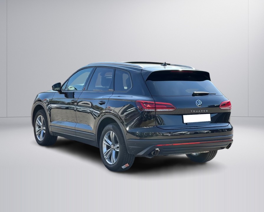 Volkswagen Touareg 3,0 TDI 4Motion (4)