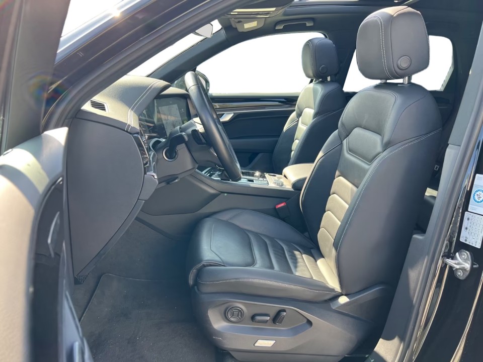Volkswagen Touareg 3,0 TDI 4Motion - foto 8