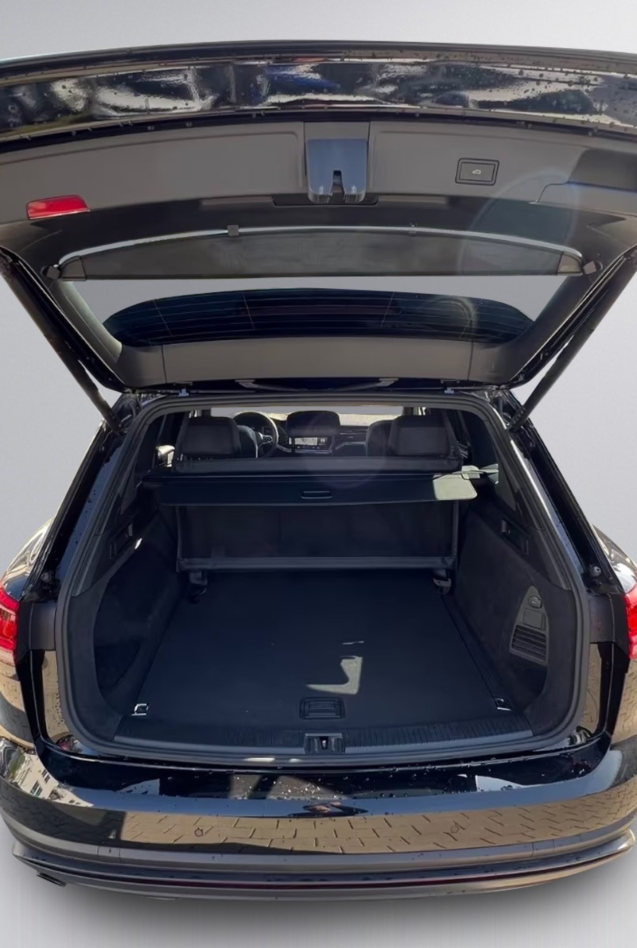 Volkswagen Touareg 3,0 TDI 4Motion - foto 20