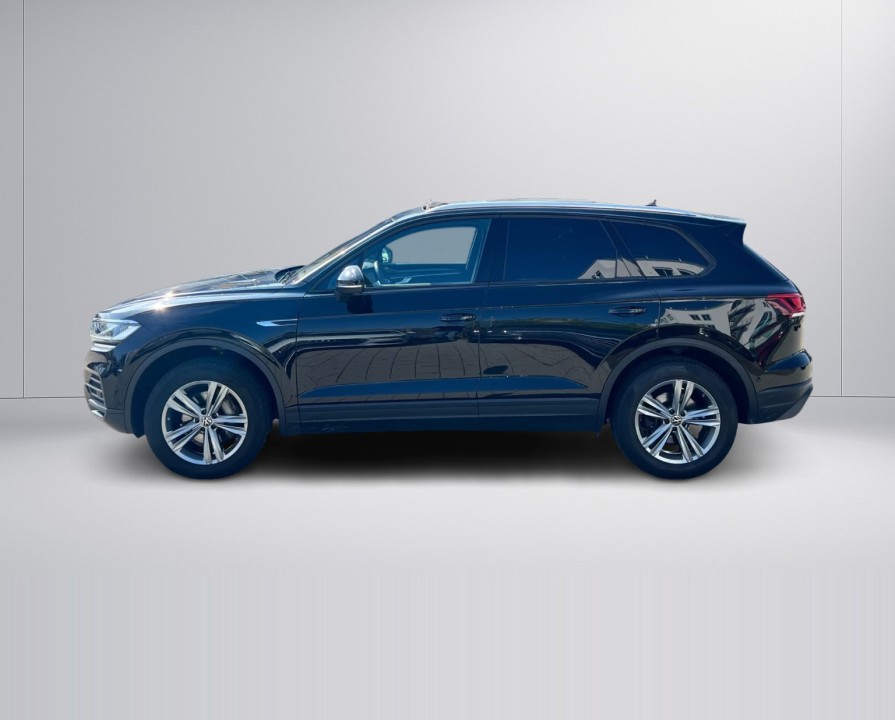 Volkswagen Touareg 3,0 TDI 4Motion (5)