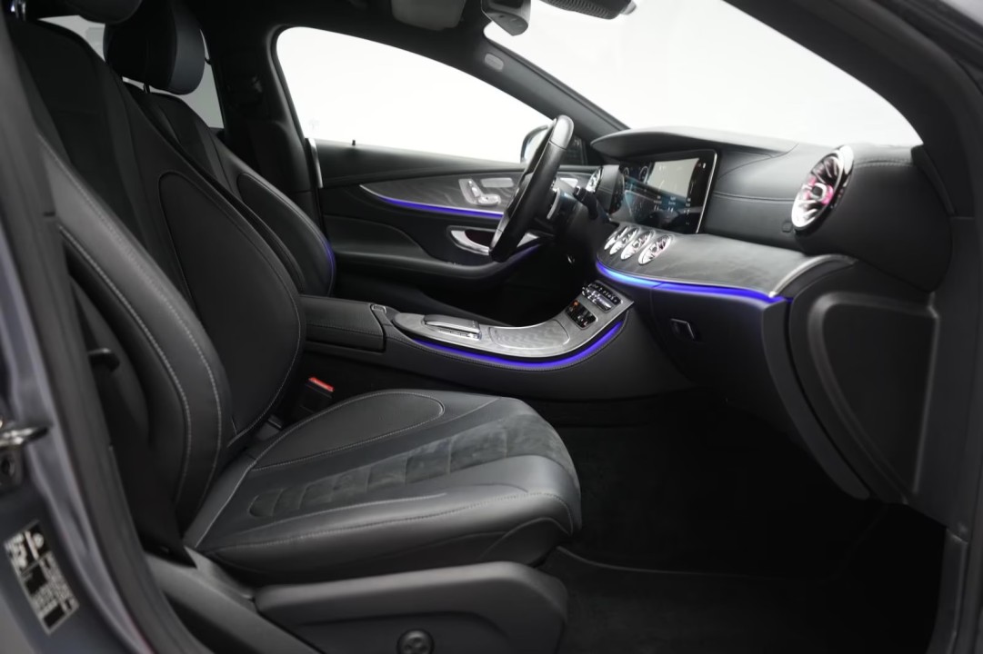 Mercedes-Benz CLS 400d 4MATIC AMG - foto 9