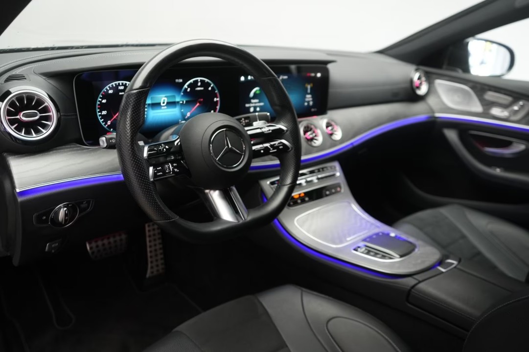 Mercedes-Benz CLS 400d 4MATIC AMG - foto 7