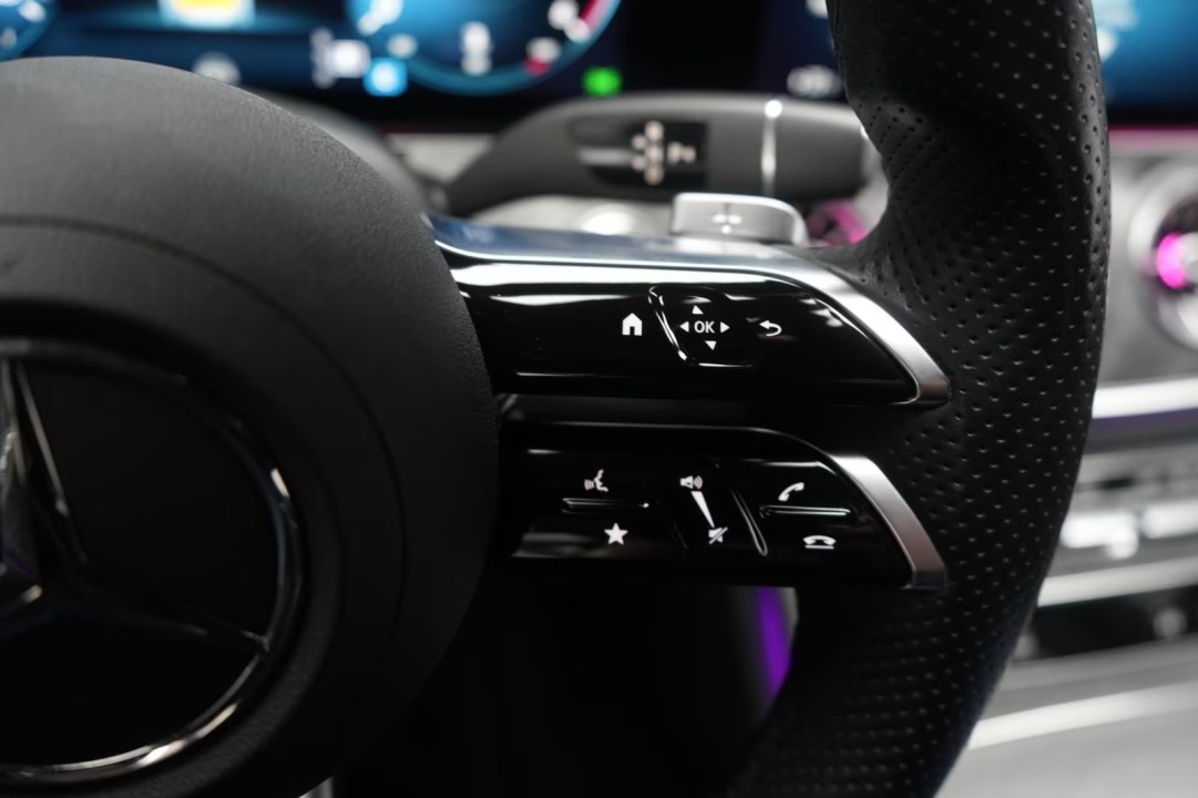 Mercedes-Benz CLS 400d 4MATIC AMG - foto 13