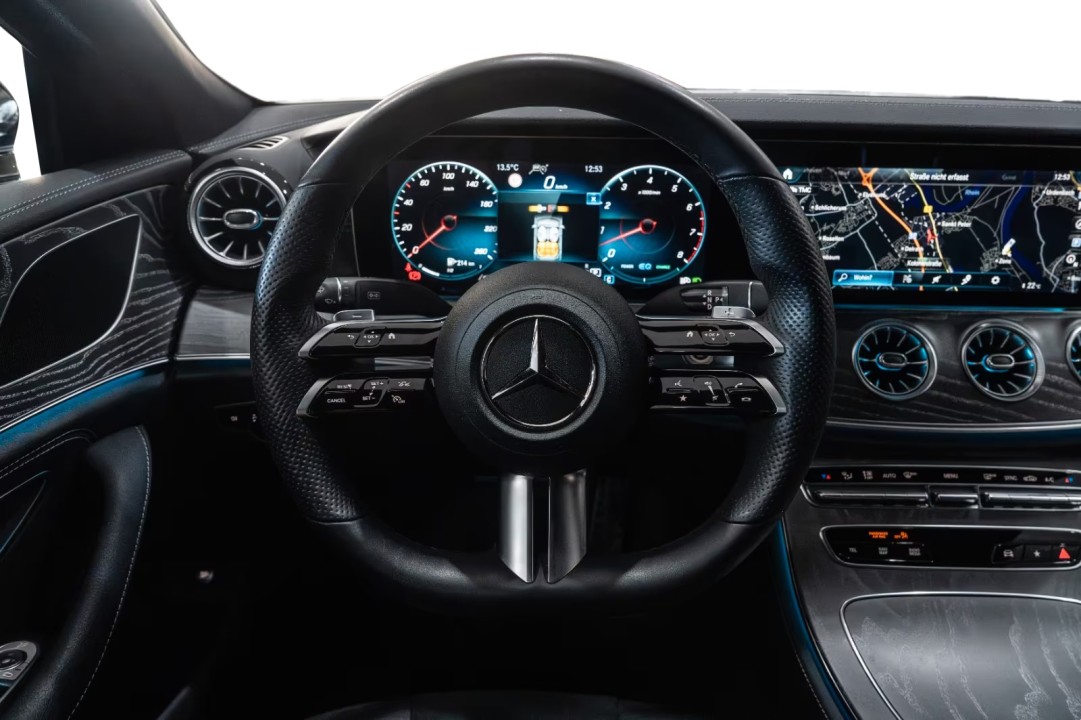 Mercedes-Benz CLS 450 4MATIC AMG - foto 12