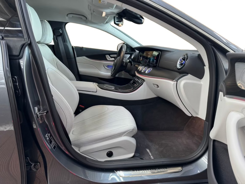 Mercedes-Benz CLS 300d 4MATIC AMG - foto 10
