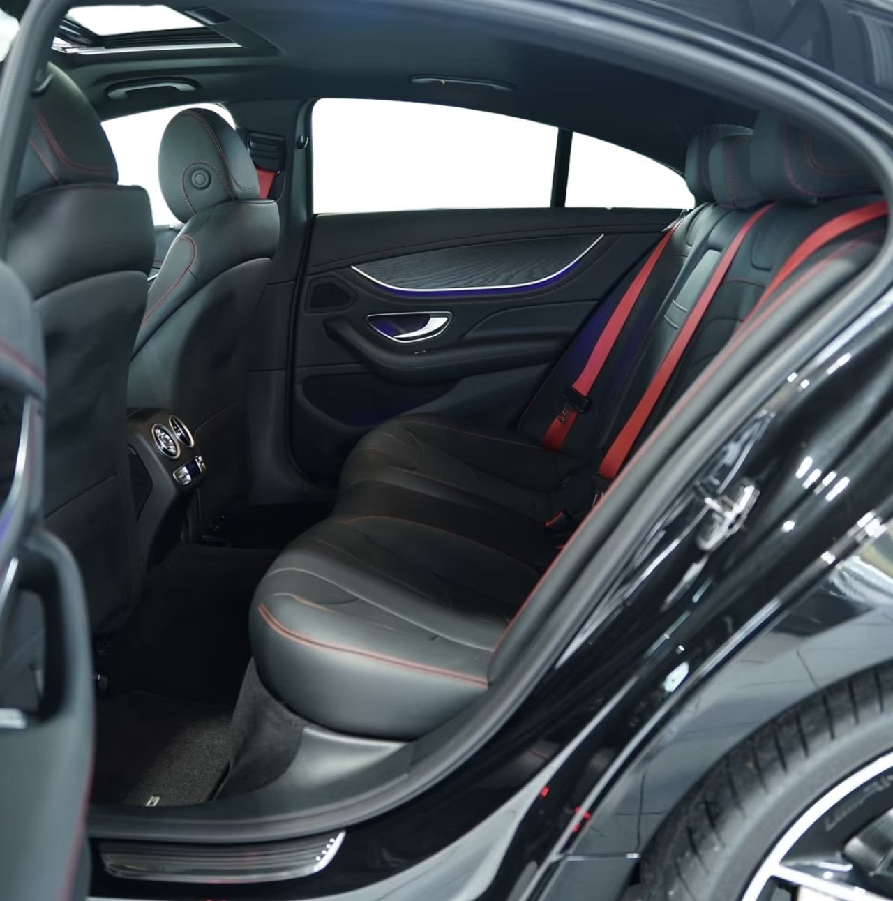 Mercedes-Benz CLS 53 AMG 4MATIC - foto 33