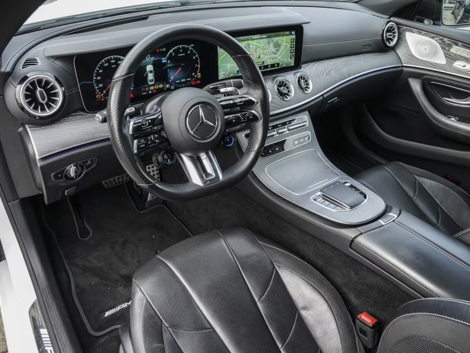 Mercedes-Benz CLS (4)