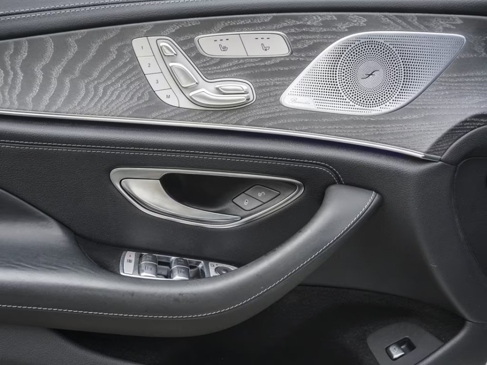 Mercedes-Benz CLS - foto 11