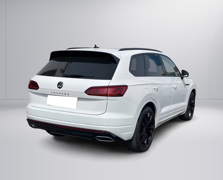 Volkswagen Touareg R-Line (3)