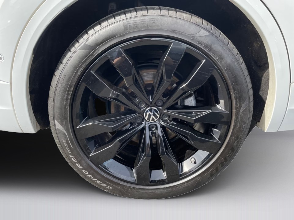 Volkswagen Touareg R-Line - foto 23