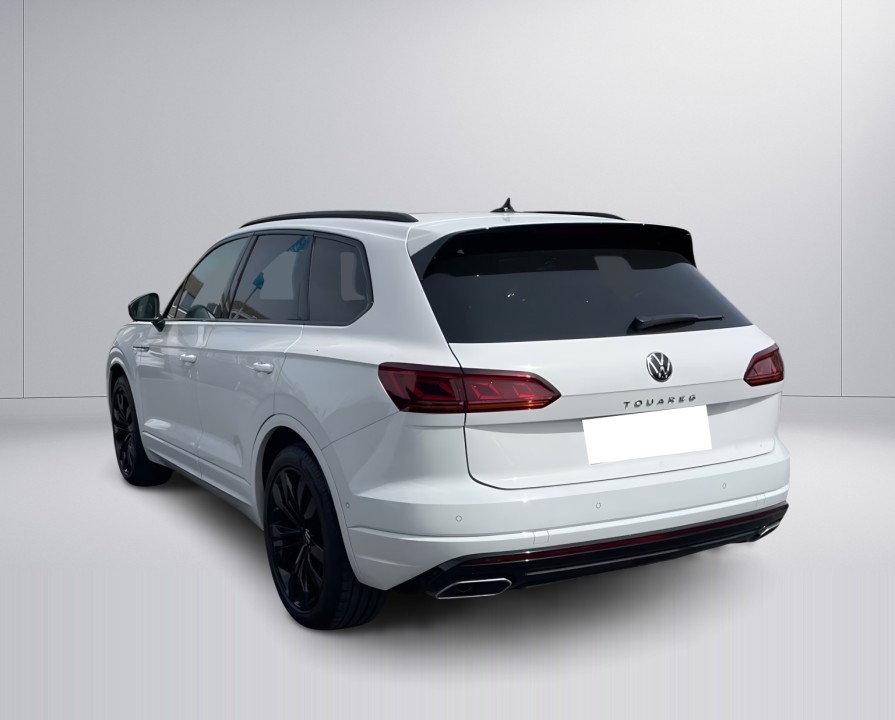 Volkswagen Touareg R-Line (5)