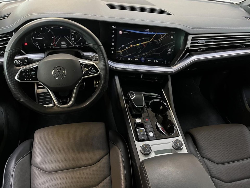 Volkswagen Touareg R-Line - foto 13