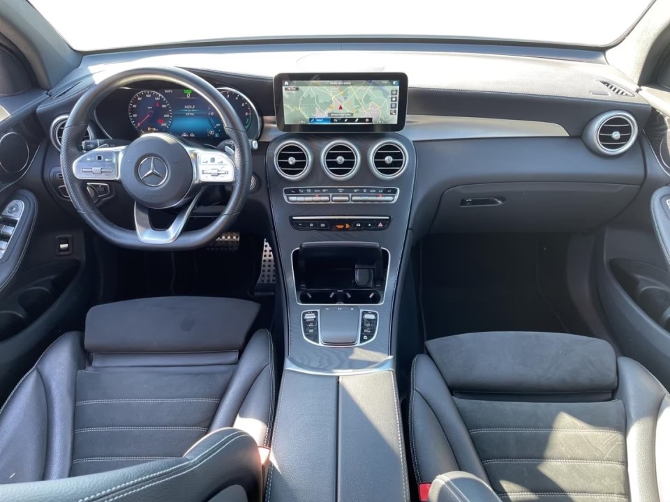 Mercedes-Benz GLC Coupé 300de 4MATIC AMG - foto 6