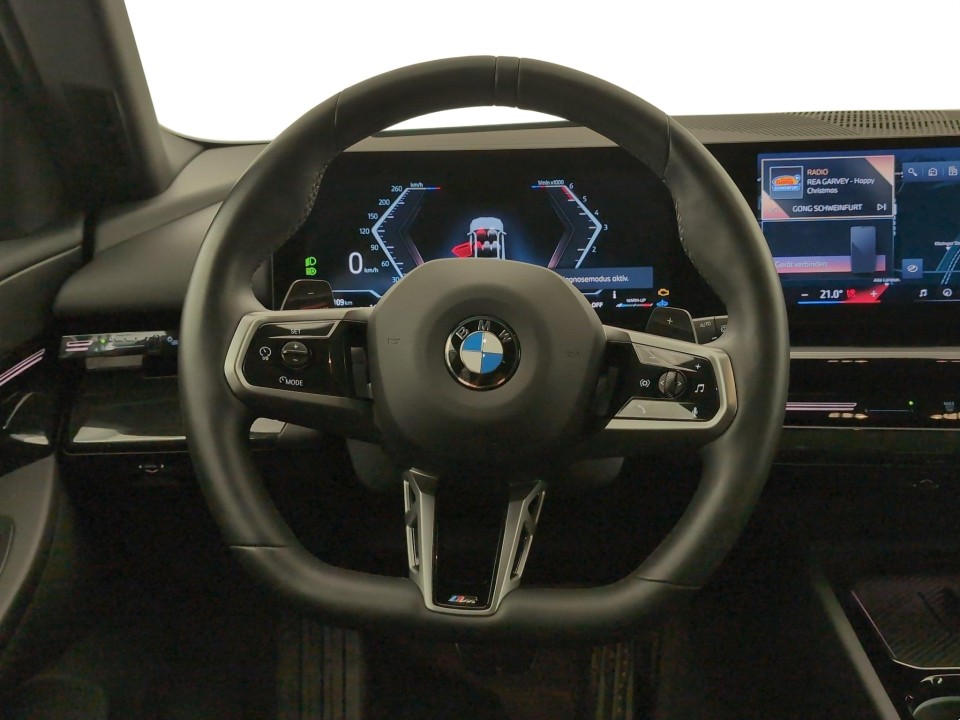 BMW Seria 5 520d (5)