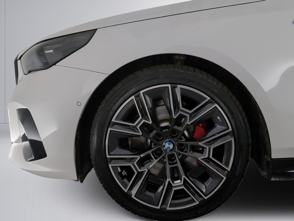 BMW Seria 5 520d - foto 10