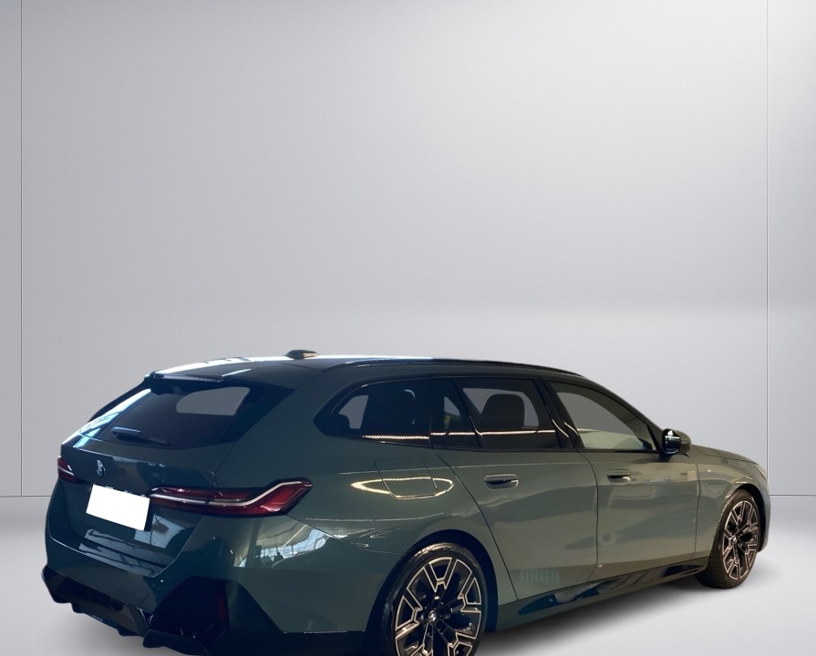BMW Seria 5 520d (3)