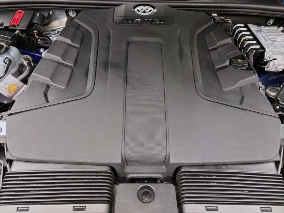 Volkswagen Touareg R-Line - foto 16