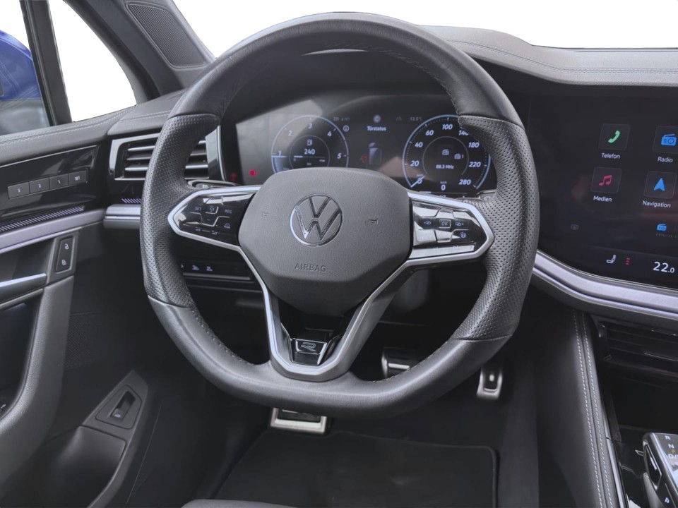 Volkswagen Touareg R-Line - foto 13