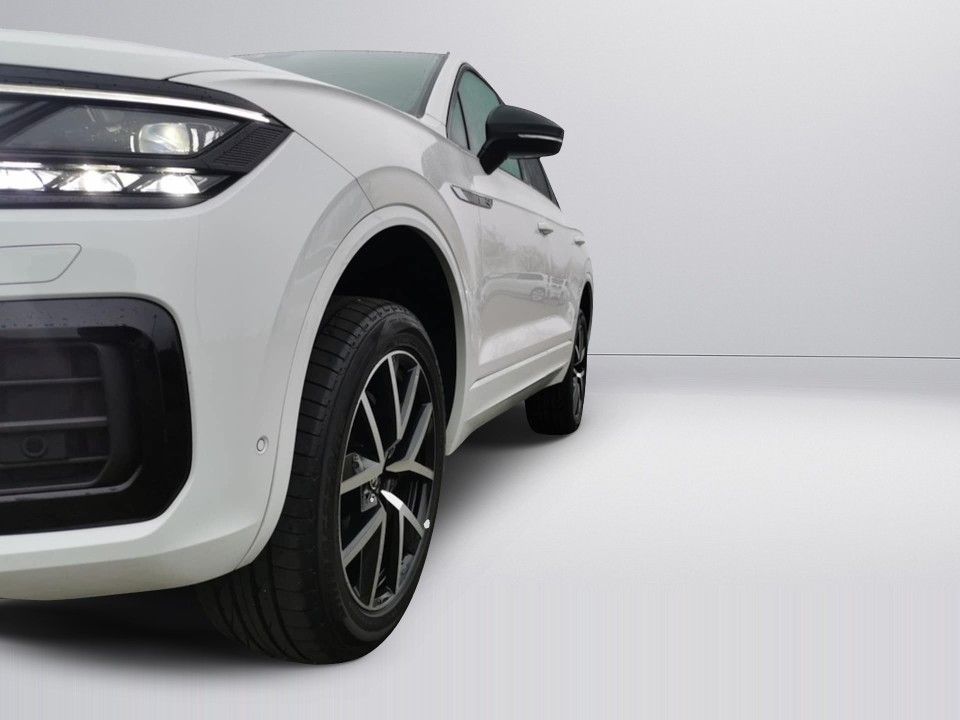 Volkswagen Touareg R-Line - foto 10