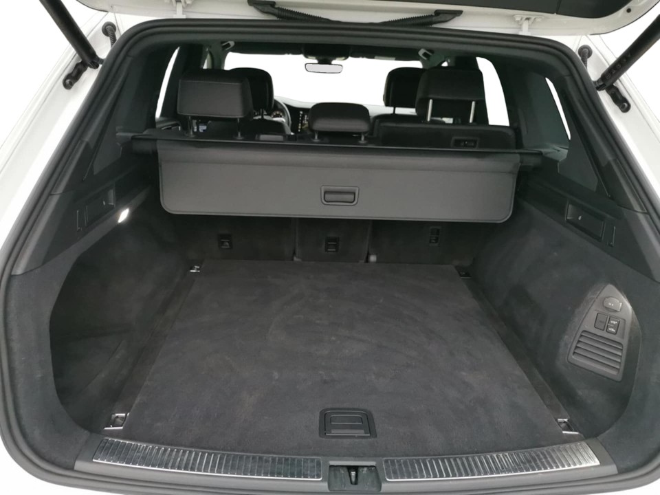 Volkswagen Touareg R-Line - foto 11