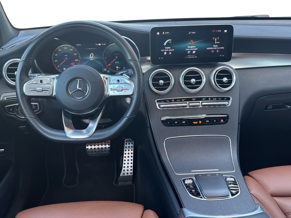 Mercedes-Benz GLC Coupé 300de 4MATIC AMG - foto 9