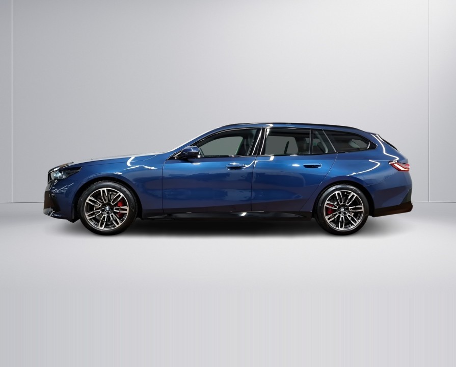 BMW Seria 5 520d M-Sport (2)
