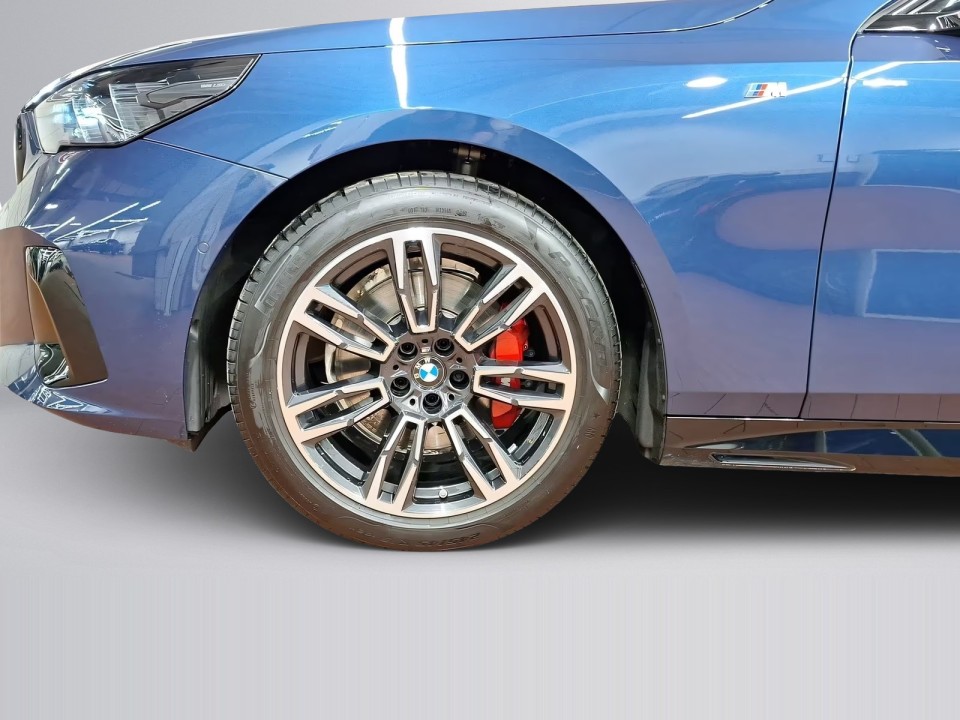 BMW Seria 5 520d M-Sport - foto 19