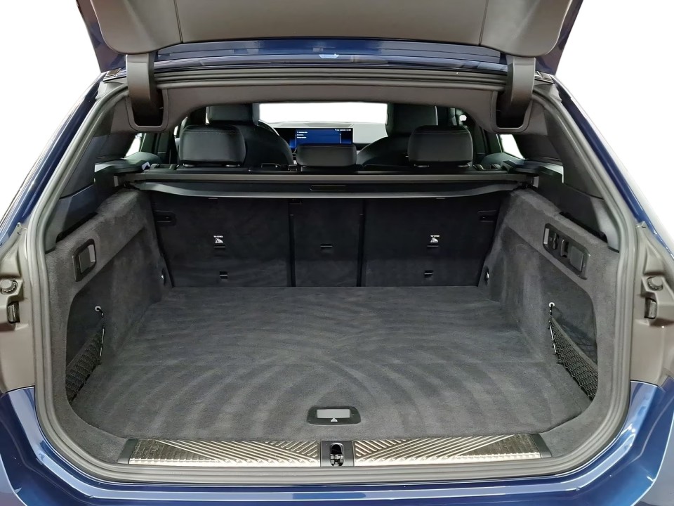 BMW Seria 5 520d M-Sport - foto 17