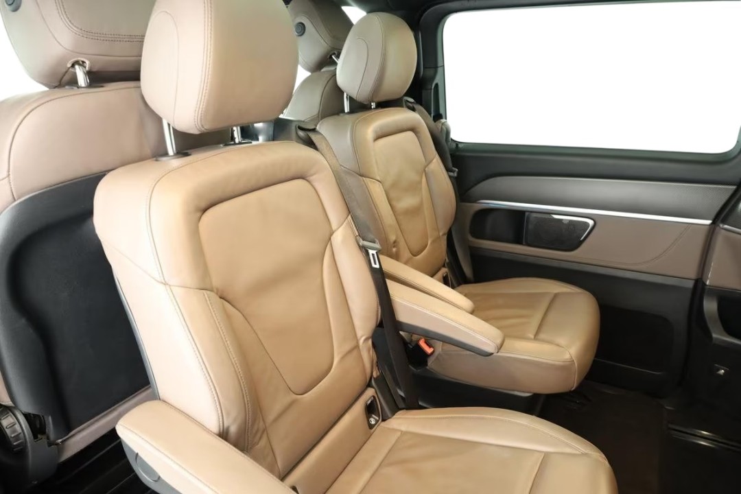 Mercedes-Benz V 300d 4MATIC - foto 18